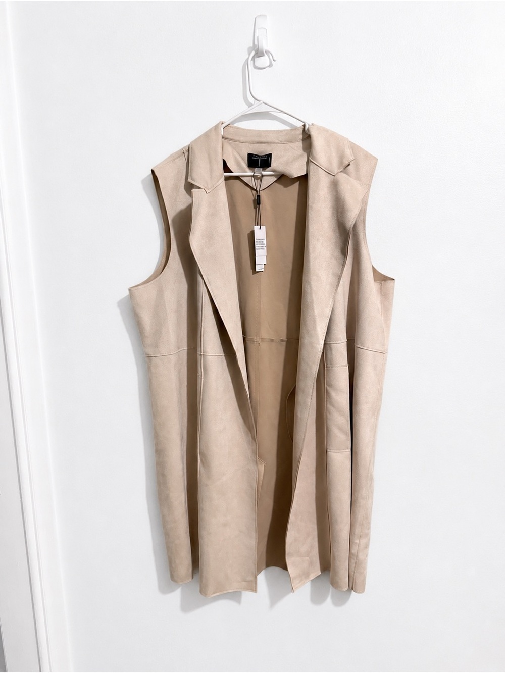 T Tahari Sleeveless Open-Front Faux Suede Vest With Pockets- Beige